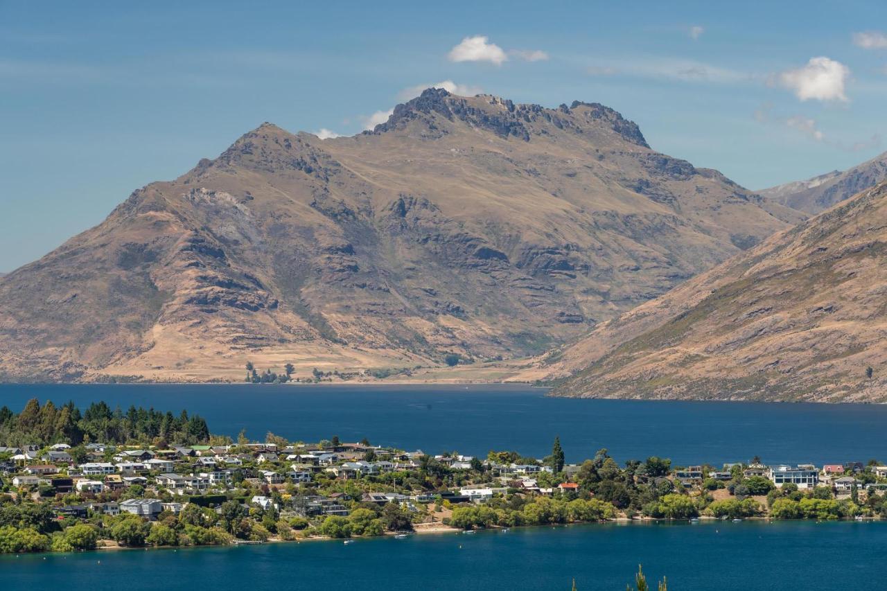 Remarkable Lake View Modern Executive Home Distretto di Distretto di Queenstown Esterno foto